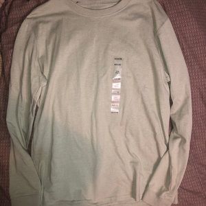 Women’s Carhartt Shirt